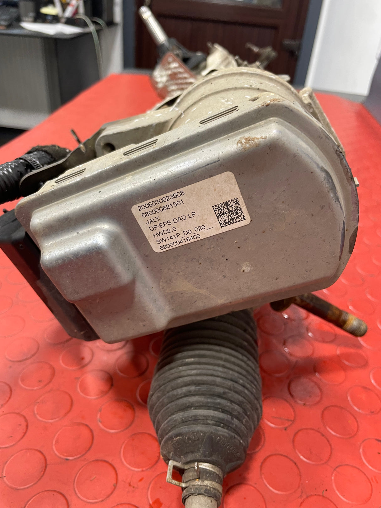 Citroen Berlingo/Peugeot Partner/Vauxhall Combo/Toyota Proace City COMPLETE POWER STEERING RACK 1.5 2019-2024 P/N 9824390580 - 1 / 6820000302