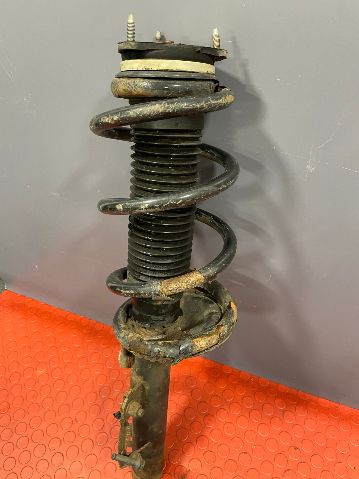 Ford Transit COMPLETE FRONT SHOCK ABSORBER PASSENGER'S SIDE N/S 2007-2018 P/N 6C1118045GG