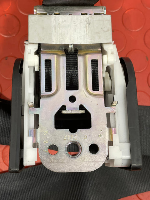 Ford Transit MK8 Tipper Crew Cab REAR RIGHT SEAT BELT P/N BK31V611B68CBW