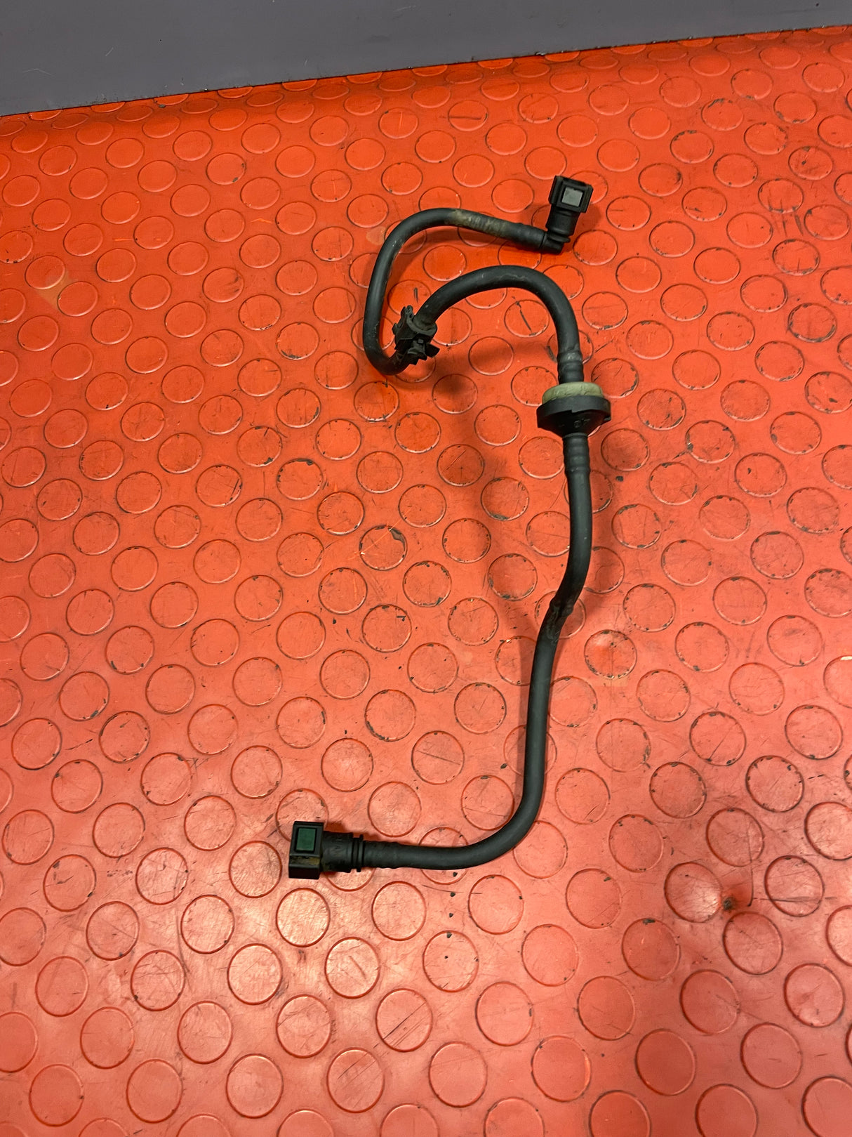 Citroen Berlingo/Peugeot Partner SERVO VACUUM VALVE HOSE P/N 9804182880