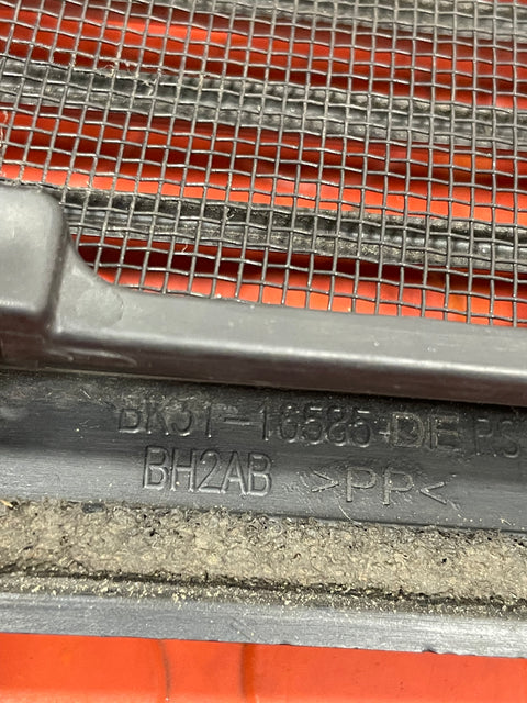 Ford Transit BONNET GRILL RIGHT SIDE P/N BK3116585DE