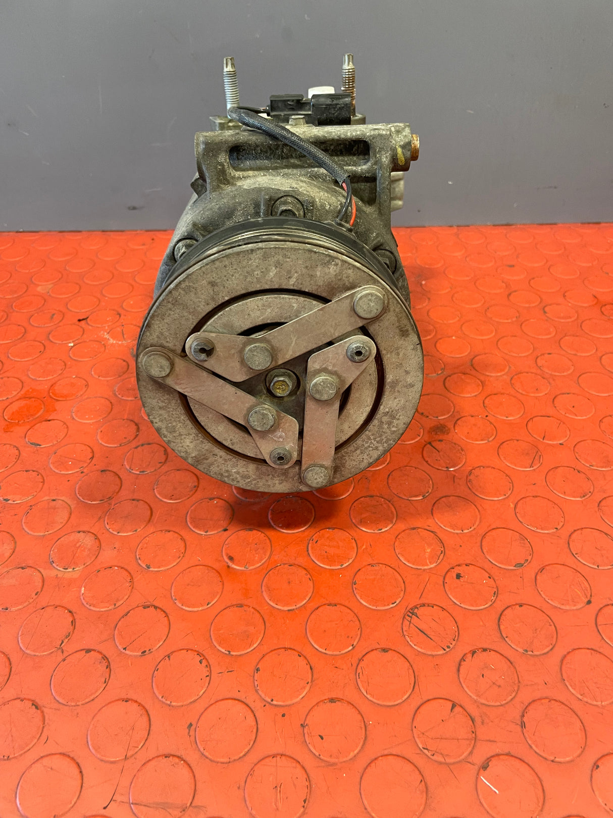 Ford Transit Custom MK8 AIR CON PUMP FWD DIESEL Euro 5 2.2 P/N BK2119D629AE