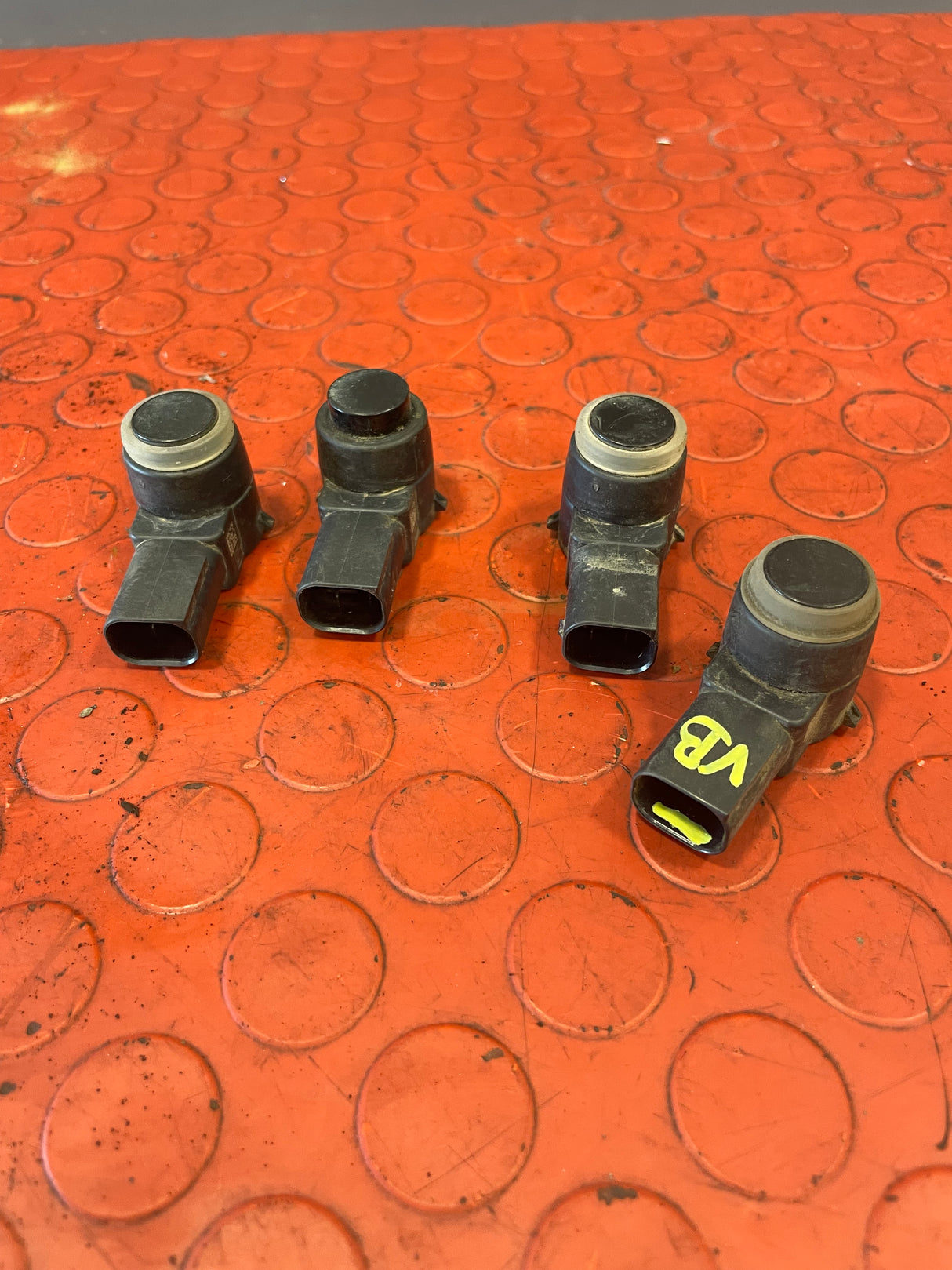 Fiat Ducato Peugeot Boxer Citroen Relay REAR PARKING SENSOR 2008-2016 P/N 1368915080