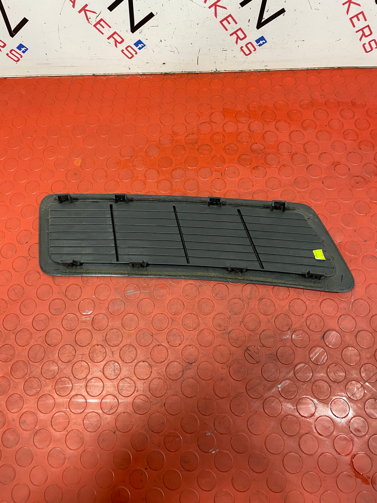 Ford Transit MK8 BONNET GRILLE Passenger Side 2013-2023 P/N BK3116585CE