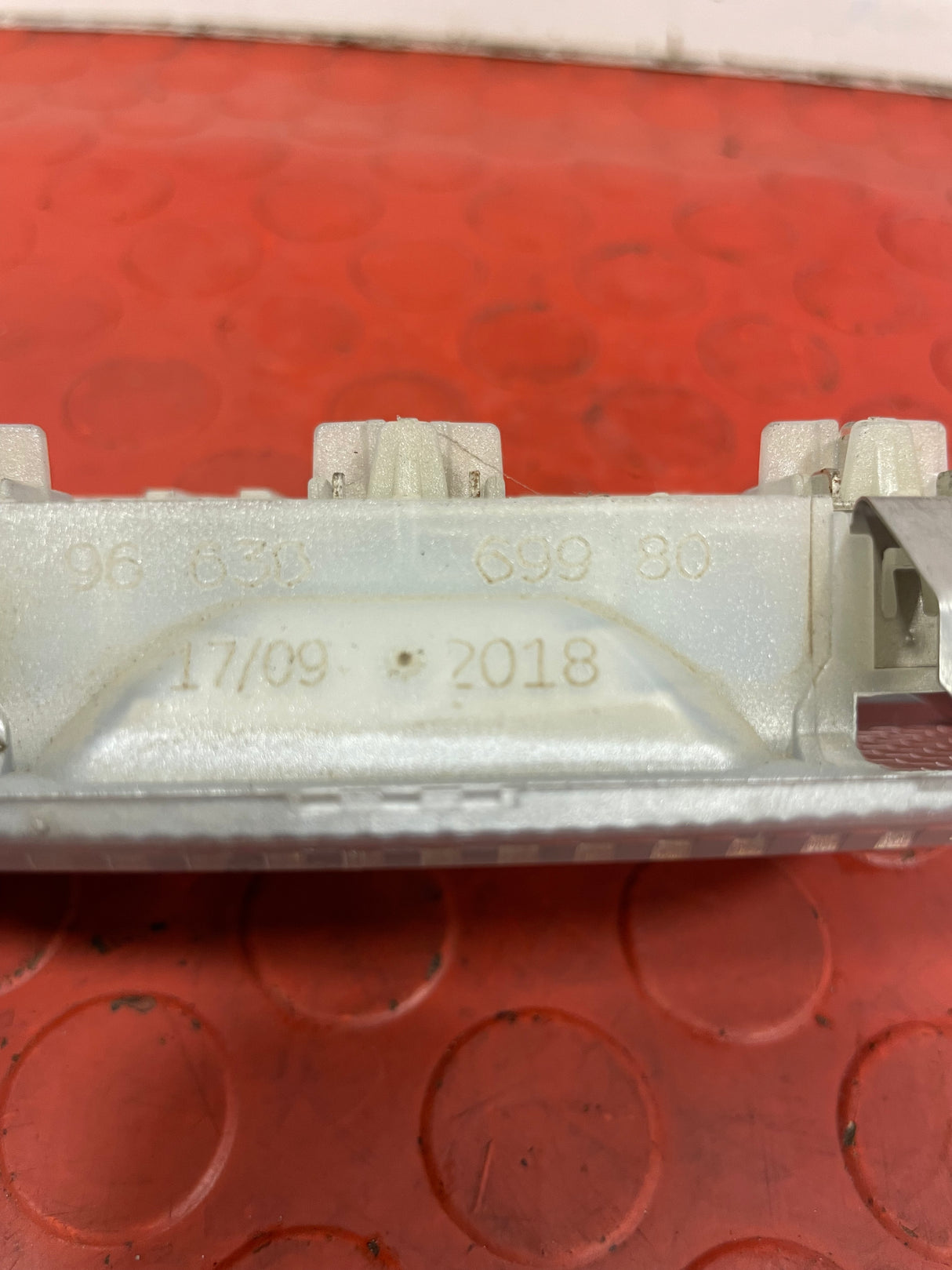 Citroen Berlingo Peugeot Partner INTERIOR READING LIGHT P/N 9663069980