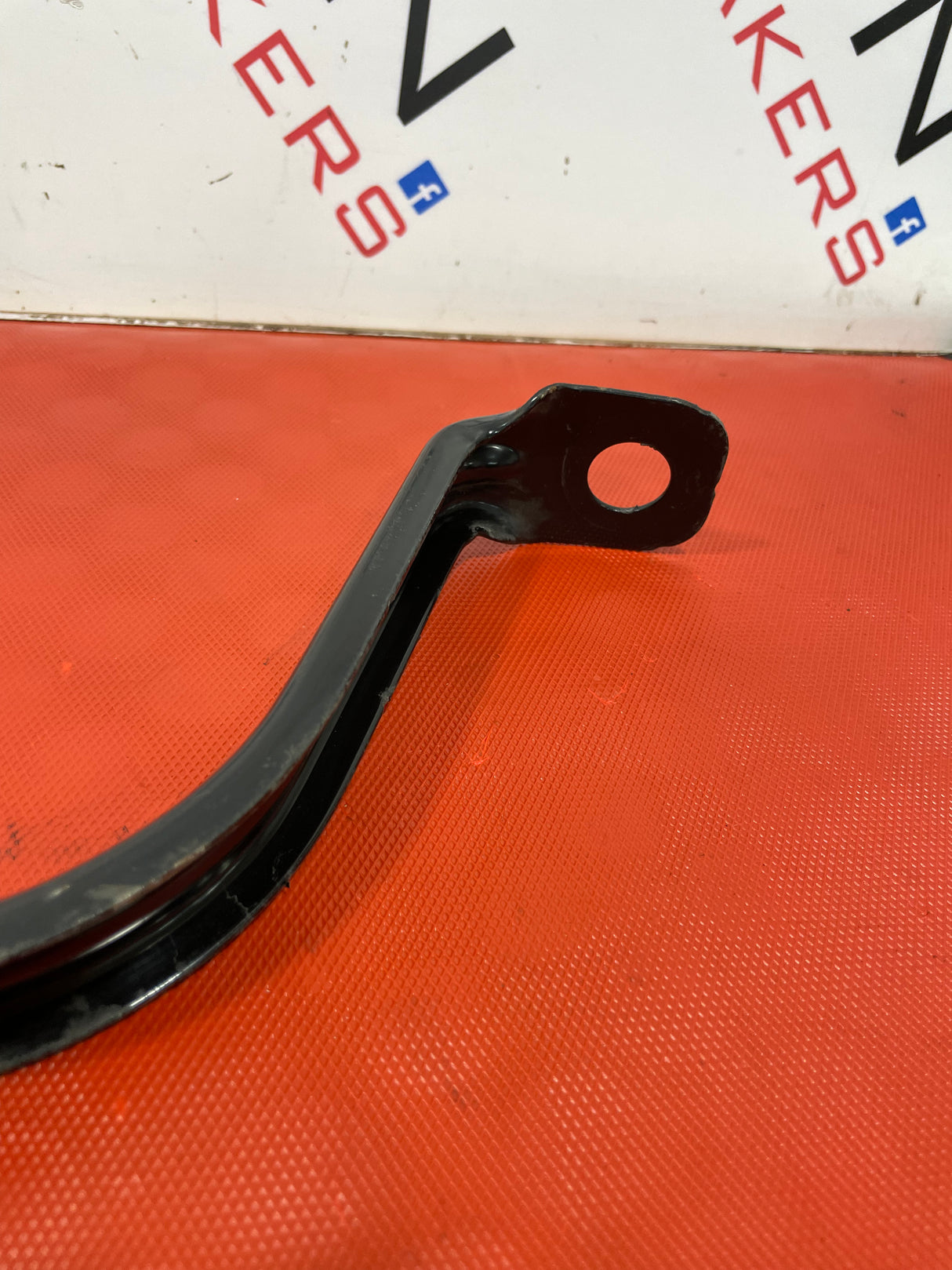 Citroen Dispatch/Peugeot Expert/Vauxhall Vivaro/Toyota Proace/Fiat Scudo FUEL TANK STRAP 2016-2025 P/N 9813784180