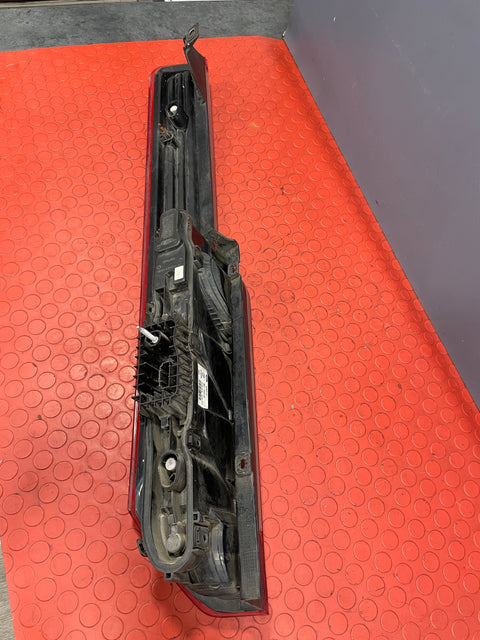 Ford Transit Custom TAILLIGHT DRIVER SIDE RH (w/ hairline crack) 2013-2016 P/N BK2113404AF