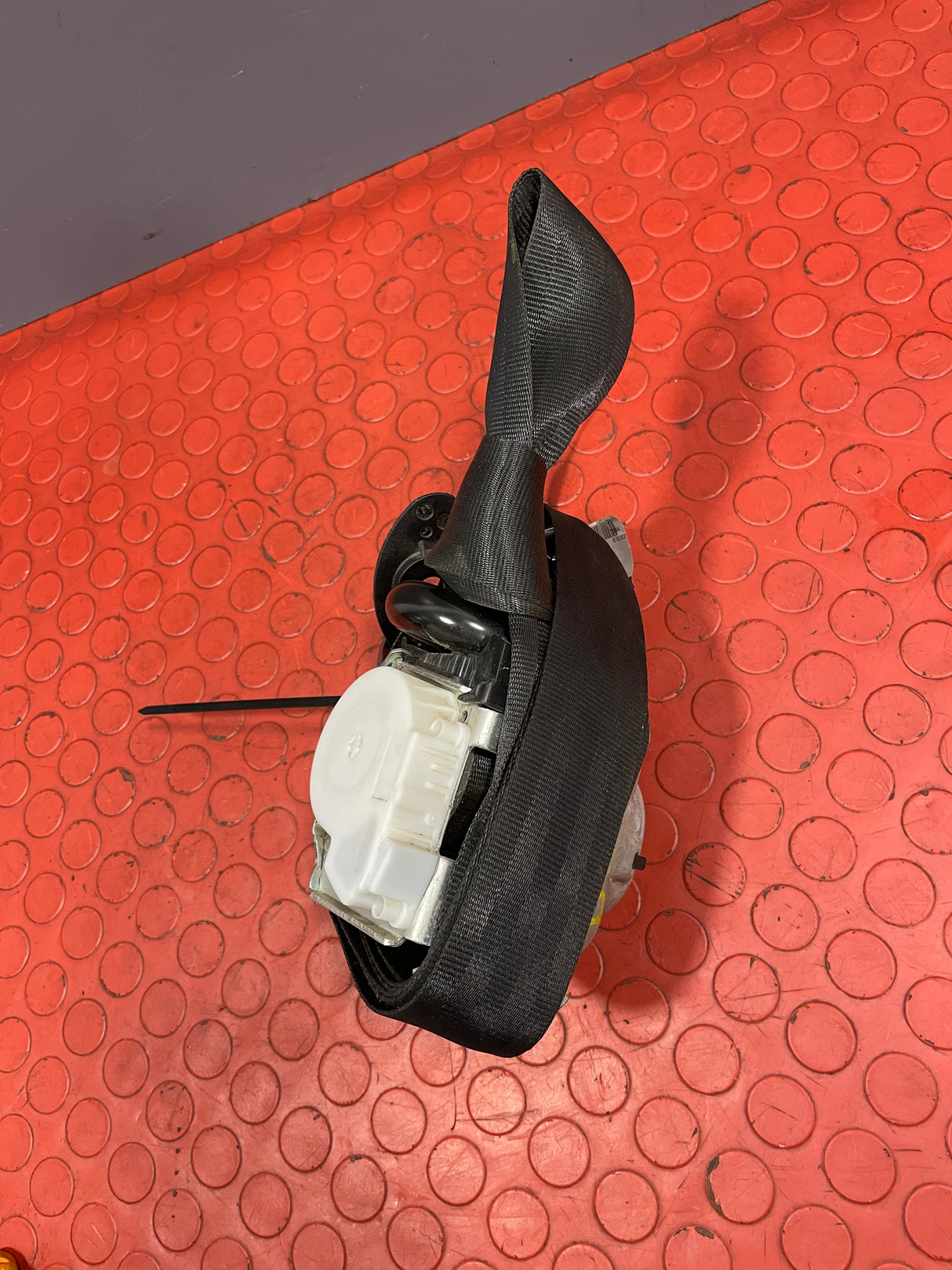 Citroen Berlingo/Peugeot Partner/Vauxhall Combo/Toyota Proace City SEAT BELT FRONT Driver's Side P/N 98172277XX