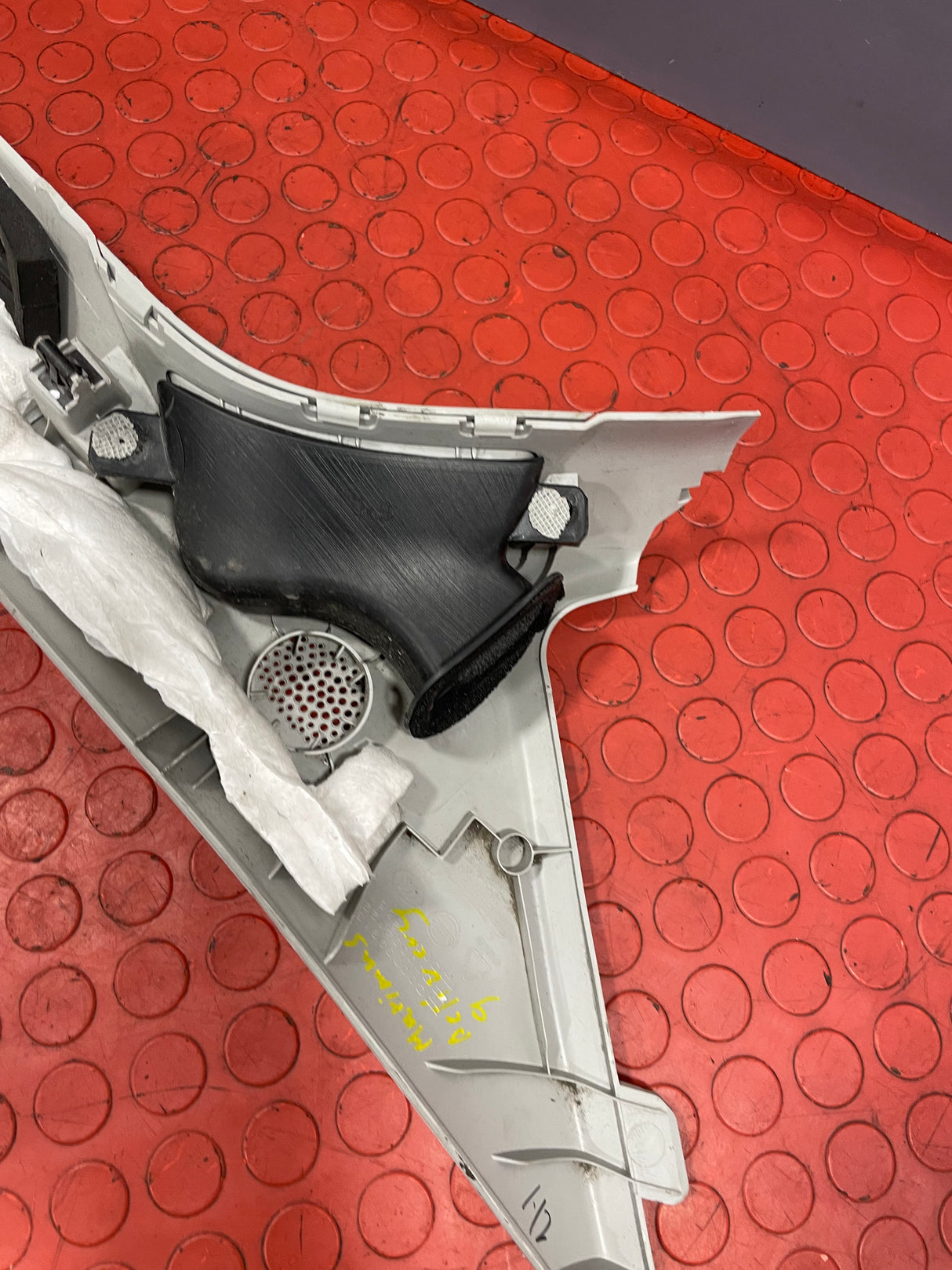 Saic Maxus Deliver 9 A PILLAR TRIM Passenger's Side 2021-2024 P/N C00099913