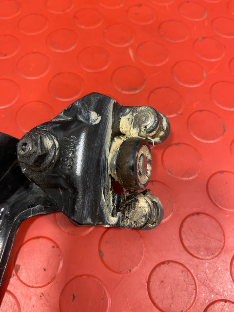 Ford Transit Mk6/7 PASSENGER SIDE SLIDING DOOR TOP ROLLER P/N YC15V25028AF