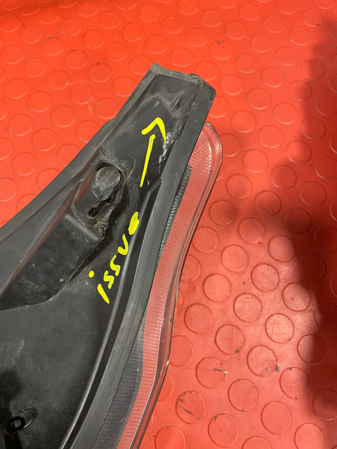 Ford Transit Custom HEADLIGHT LH PASSENGER SIDE BLACK INTERIOR (DAMAGED MOUNTING POINT) 2013-2018 P/N BK2113W030AJ - 2