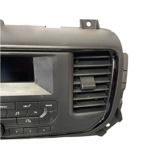 2020 Vauxhall Vivaro Radio screen, head-unit and controls