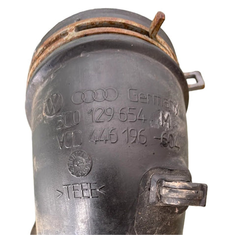 2014 Volkswagen Caddy 1.6 turbo inlet pipe