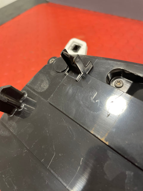 Citroen Dispatch/Peugeot Expert/Vauxhall Vivaro/Toyota Proace/Fiat Scudo DASH CLOCKS INSTRUMENT CLUSTER PANEL 2016-2024 P/N 9831168880