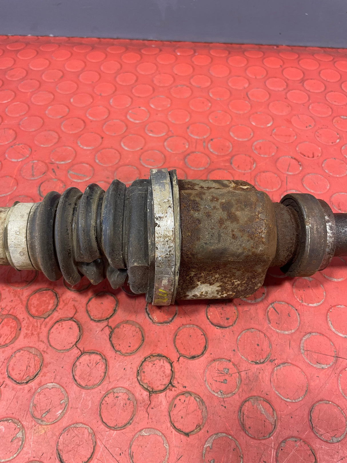 Citroen Berlingo/Peugeot Partner DRIVESHAFT Drivers Side 1.6 2008-2018 P/N 9660782880