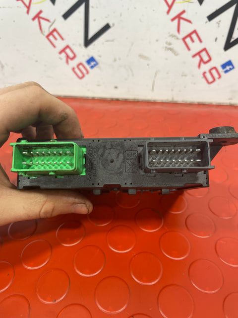 Peugeot Partner/Expert FUSE PORT 2019-2024  P/N 9807499880