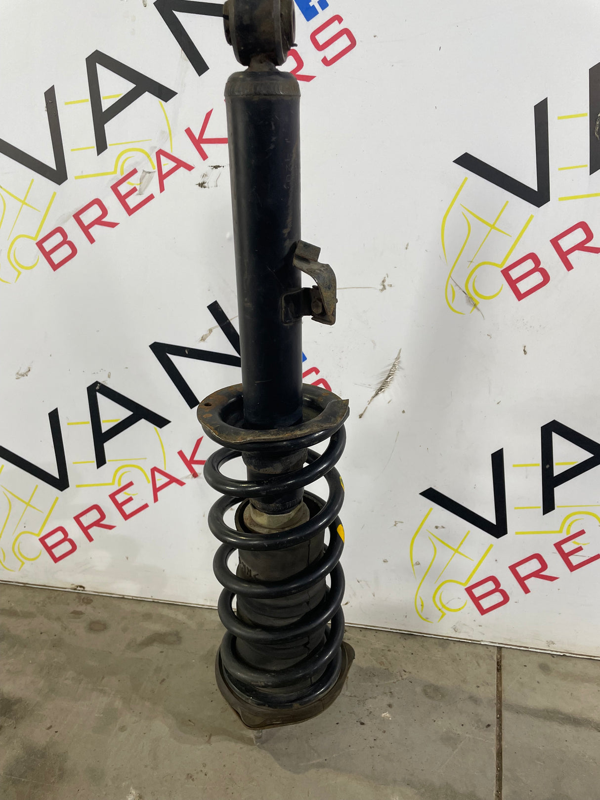 Toyota Hillix FRONT STRUT P/N 48510-53010