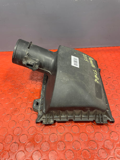 Renault Trafic/Vauxhall Vivaro AIR BOX LID WITH AIR FLOW METER 2014-2019 P/N H8201333223 - 1