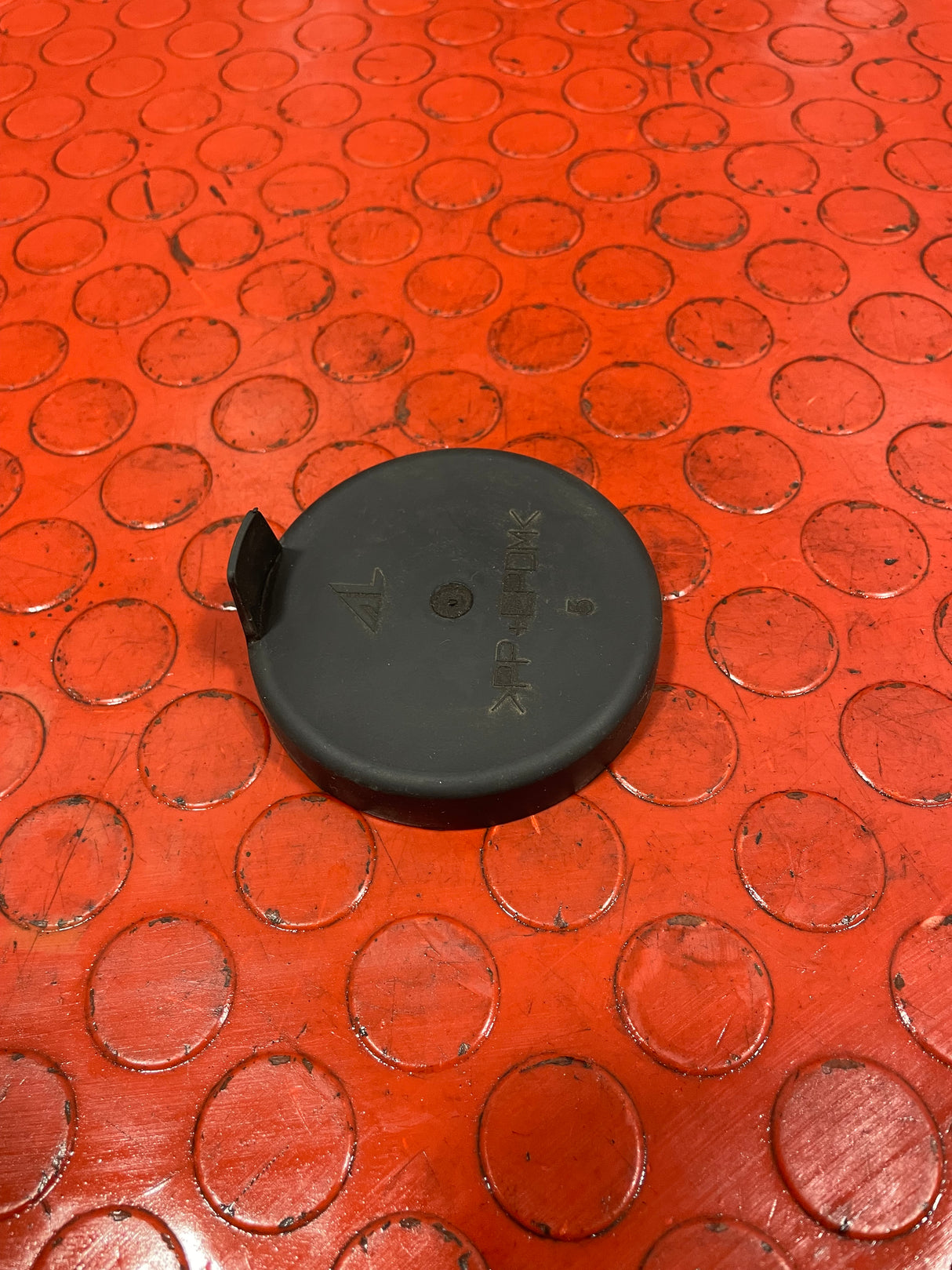 Renault Clio/Ford Transit/Fiat Doblo HEADLIGHT DUST CAP P/N42440609