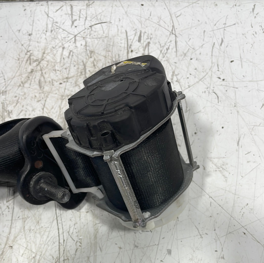 Renault Trafic/Vauxhall Vivaro PASSENGER SIDE FRONT SEATBELT 1.6 2014-2017 P/N 868843513R / 34138930A