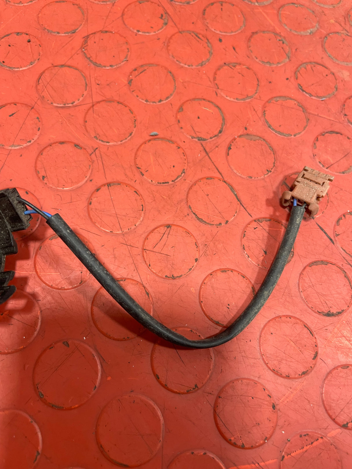 Citroen Berlingo/Peugeot Partner IGNITION KEY RECEIVER 2008-2018 P/N 9663123280