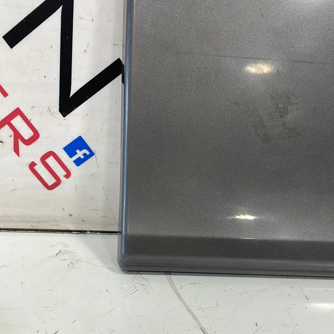 Renault Trafic/Vauxhall Vivaro/Nissan NV300 MOULDING UNDER FUEL FILLER FLAP PASSENGER'S SIDE (GREY) 2014-2019 P/N 788287806R