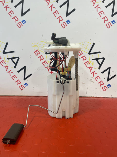 Renault Trafic/Vauxhall Vivaro/Nissan NV300 1.6 DCi FUEL SENDER PUMP  2014-2019 P/N 172021036R