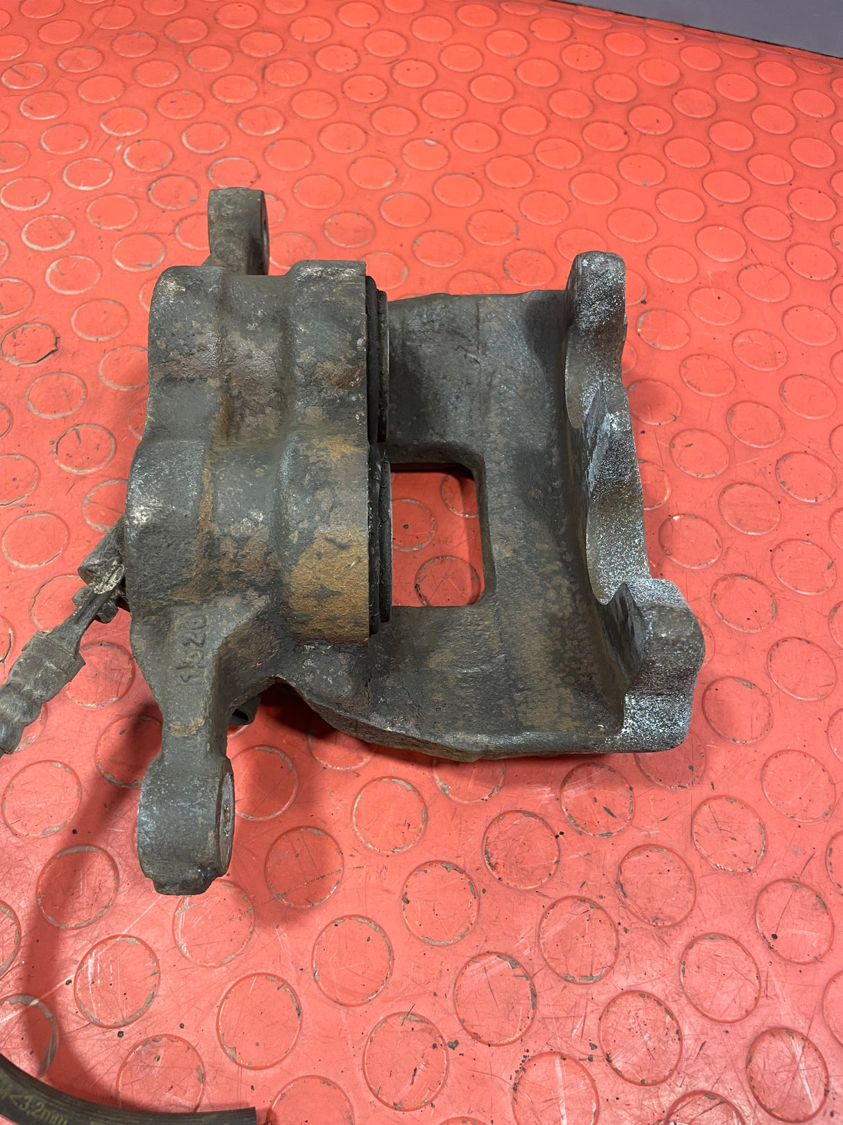 Ford Transit MK8/Custom BRAKE CALIPER Front Passengers Side 2.2 2013-2023 P/N 794004AD