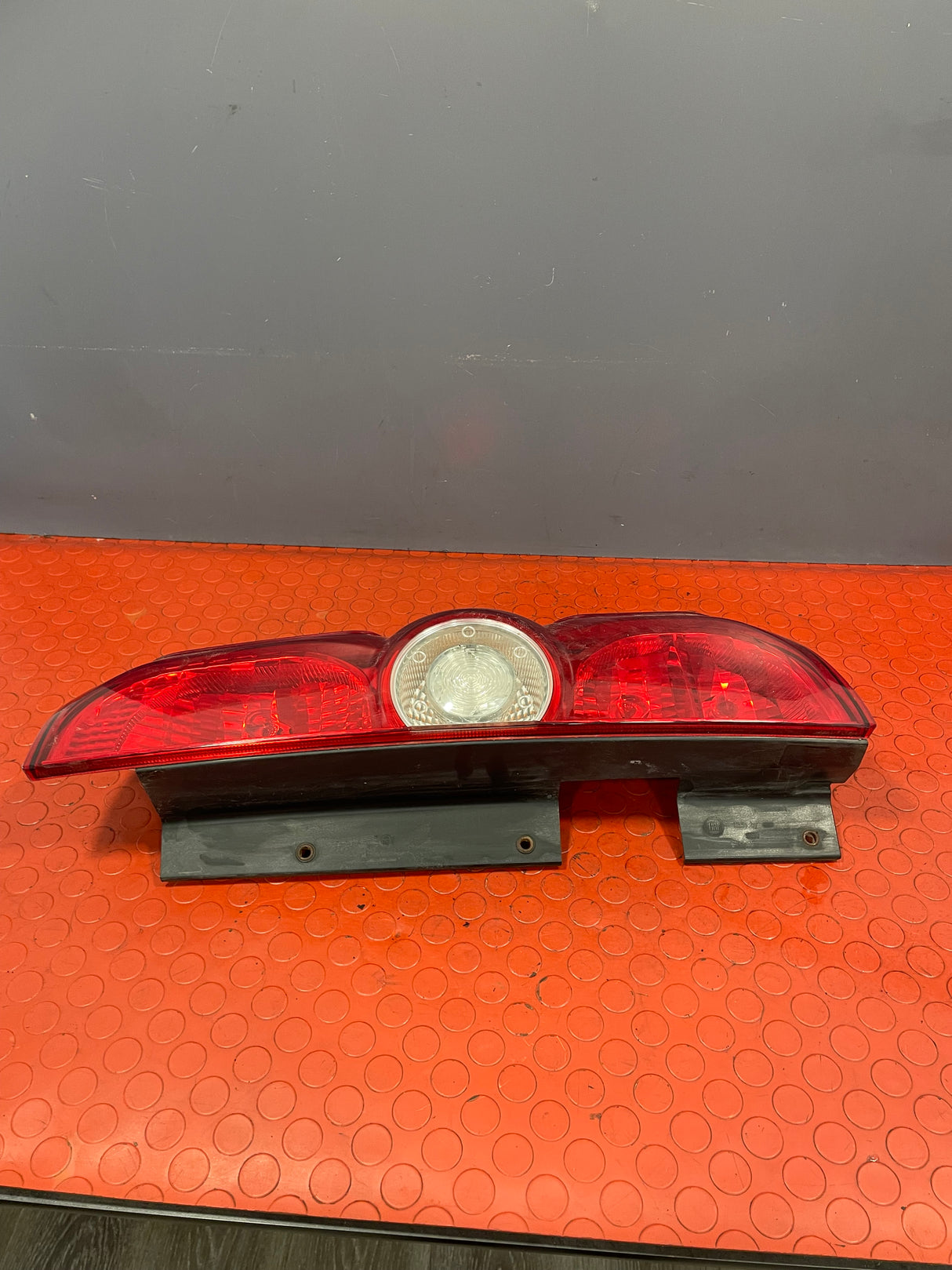 Fiat Doblo TAILLIGHT DRIVER SIDE 2010-2021 P/N 00518106730 - 1