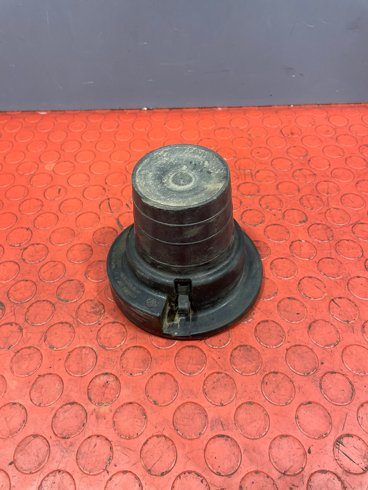 Citroen Berlingo/Peugeot Partner REAR BUMP STOP 2007-2012 P/N A0098600 / 9670352480