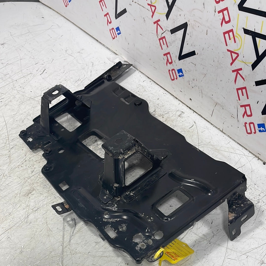 Citroen Dispatch/ Peugeot Expert/ Toyota Proace/ Vauxhall Vivaro(19) BATTERY TRAY  981528858000