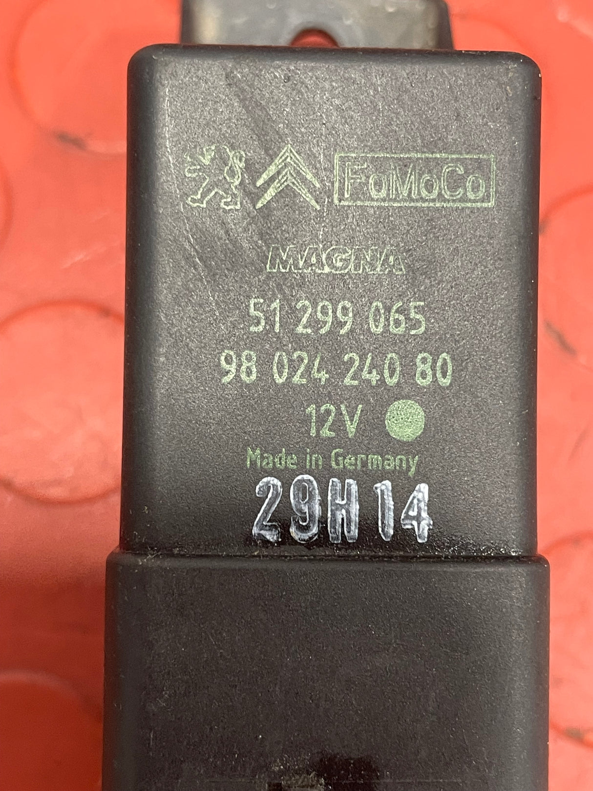 Citroen Berlingo/Peugeot Partner GLOW PLUG RELAY (8Pin) 2012-2018 P/N 9802424080