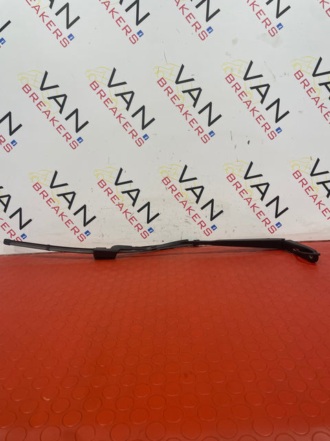 Citroen Berlingo/Peugeot Partner/Toyota Proace City/Vauxhall Combo DRIVER SIDE WIPER ARM 2018-2023    P/N 9833936480