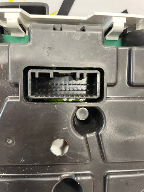 Renault Trafic MK3 Vauxhall Vivaro B  Speedometer (DAMAGED) 1.6 CDTI  2015-2019 P/N 248101069R
