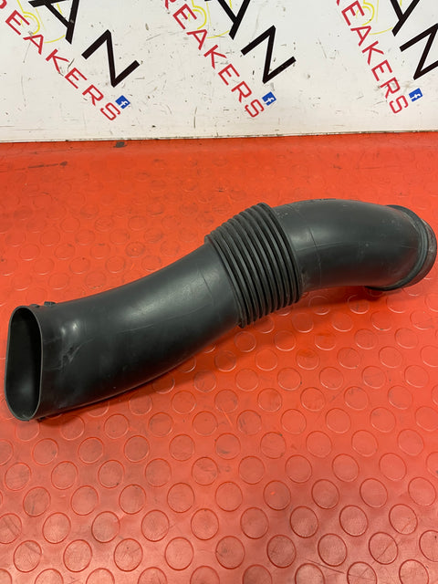 Ford Transit MK8 INTAKE PIPE  2.2TDCI 2013-2018 P/N BK319A675AE