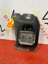 Citroen Dispatch/Peugeot Expert/Vauxhall Vivaro/Toyota Proace/Fiat Scudo GEARBOX MOUNT 2.0 2016-2024 P/N 9821257480