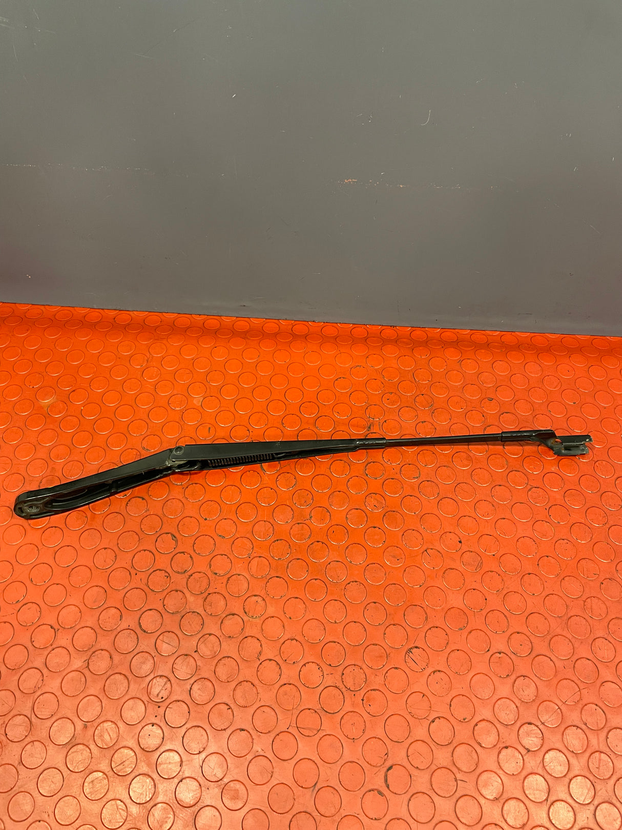 Ford Transit WIPER ARM MK8  Driver's Side P/N BK3117526CD - 1