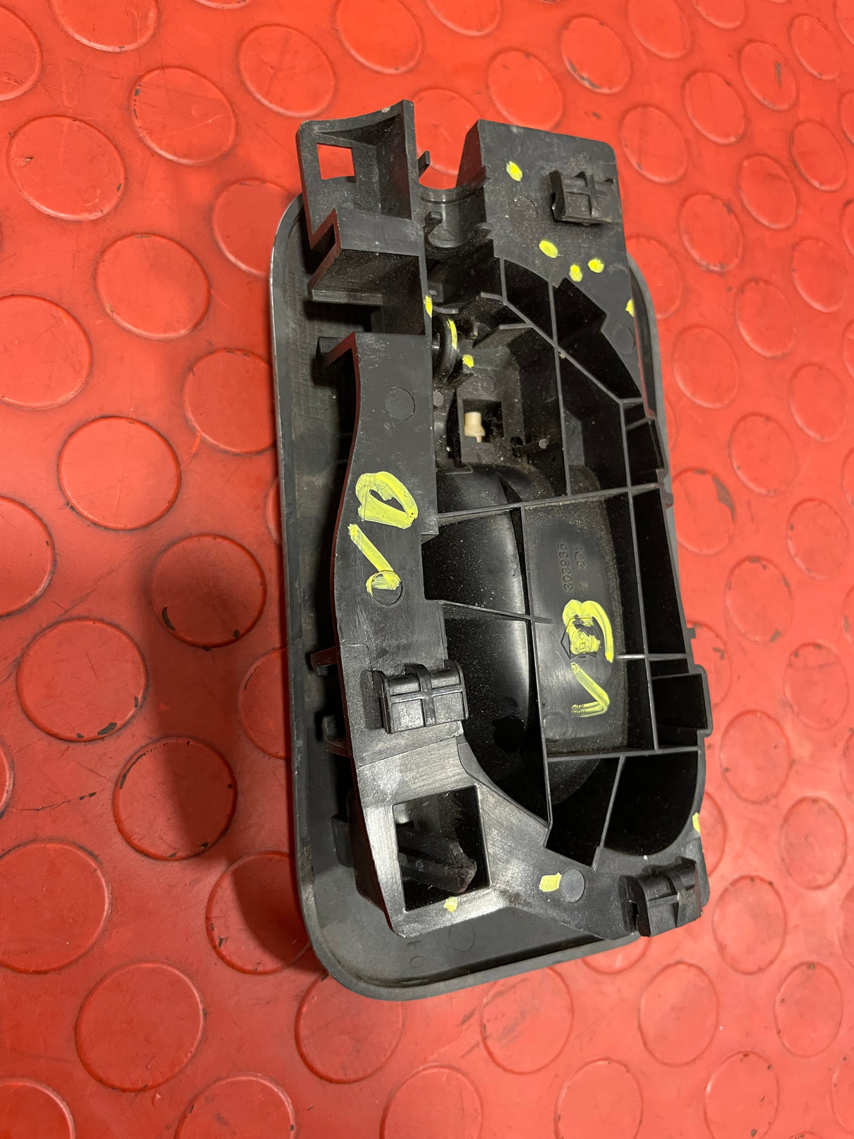 Vauxhall Vivaro/Citroen Dispatch/Peugeot Expert/Toyota Proace City/Fiat Scudo INNER DOOR OPENER DRIVER SIDE RH REAR P/N 1400047170