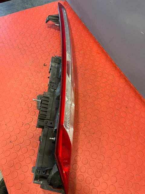 Ford Transit Custom TAILLIGHT PASSENGER SIDE 2013-2023 P/N BK2113405AC