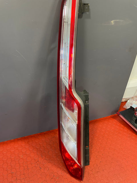 Ford Transit Custom TAILLIGHT PASSENGER SIDE 2013-2023 P/N BK2113405AC