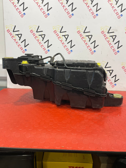 Citroen Berlingo Peugeot Partner Toyota Proace Vauxhall Combo ADBLUE TANK AND PUMP  2019-2024 P/N 9817601880