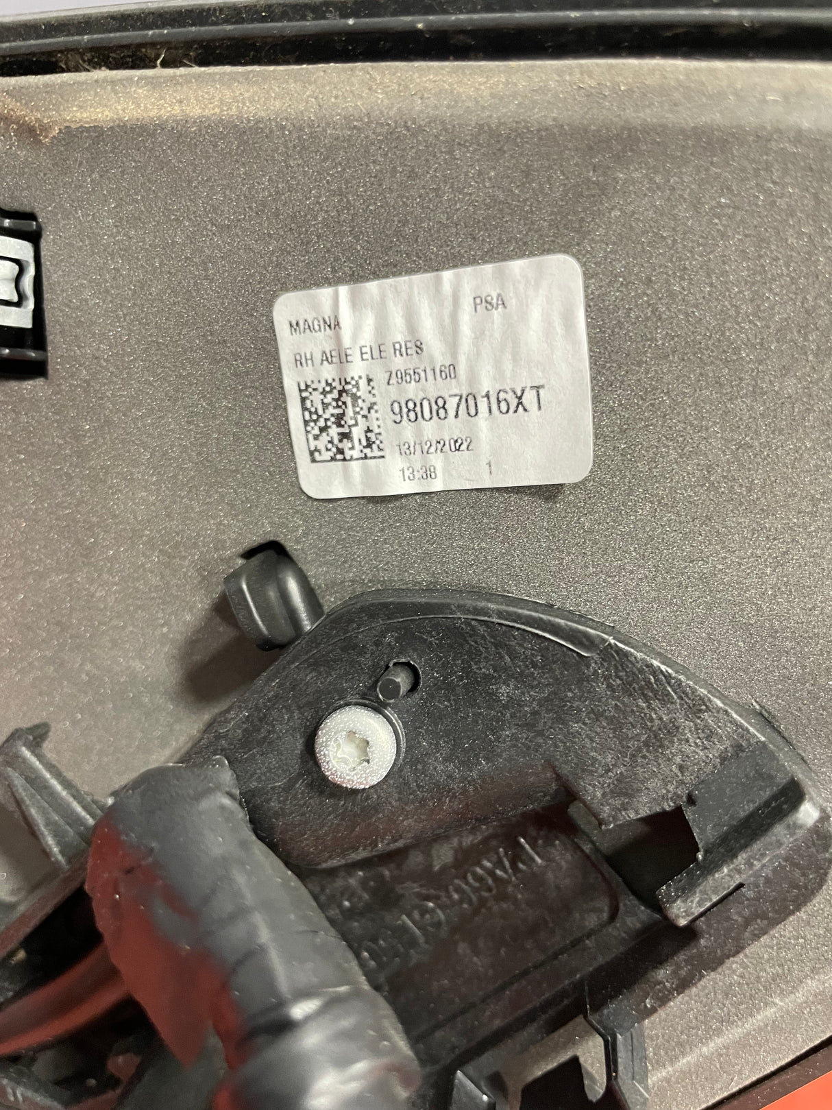 Vauxhall Vivaro/Citroen Dispatch/Peugeot Expert/Totoya Proace/Fiat Scudo ELECTRIC WING MIRROR (Black) Driver's Side 2016-2024 P/N 98087016XT