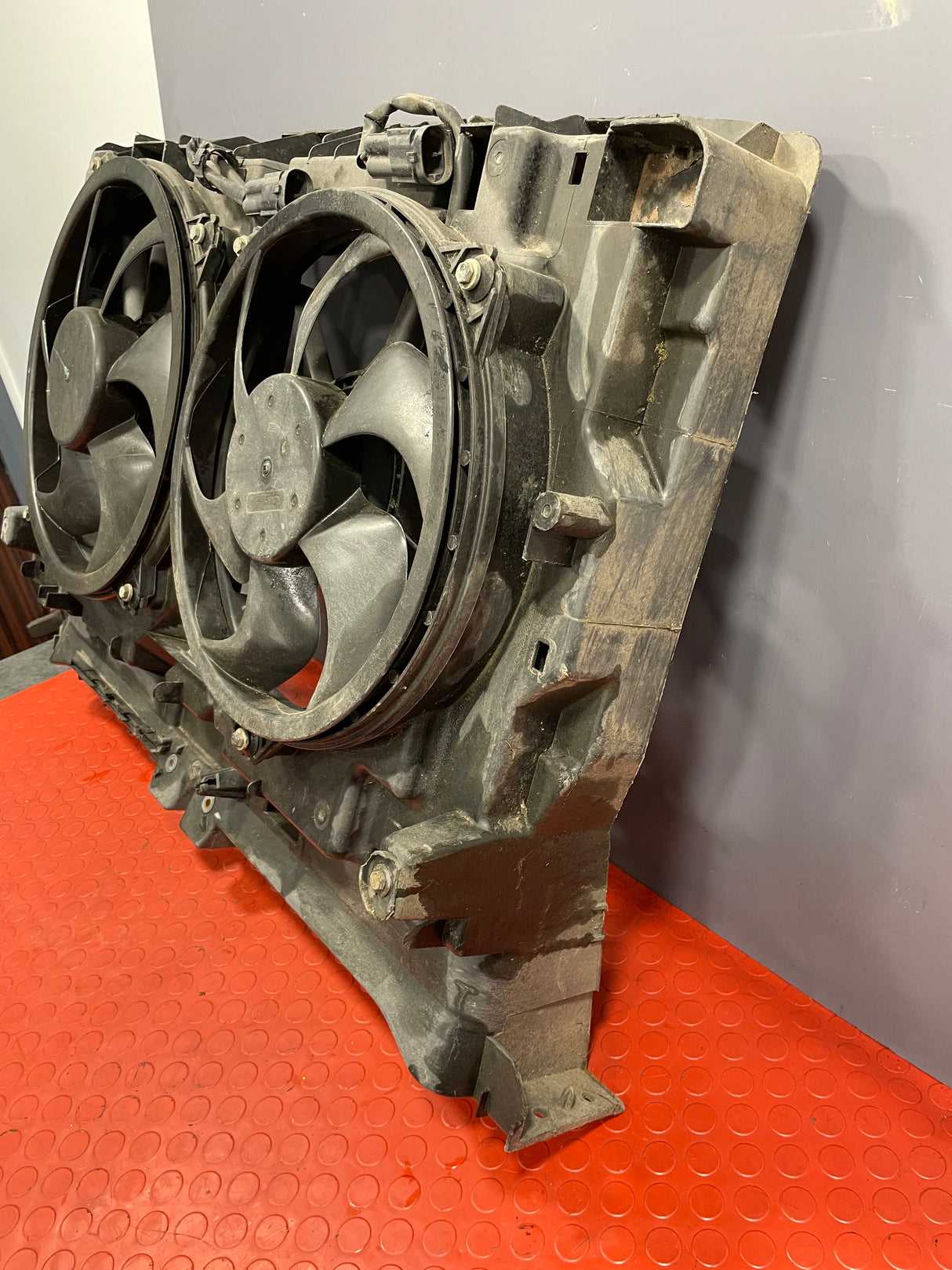 Citroen Dispatch/Peugeot Expert/Vauxhall Vivaro/Toyota Proace/Fiat Scudo RADIATOR FANS & SLAM PANEL 1.6 HDI 2008-2016 P/N 1440107980