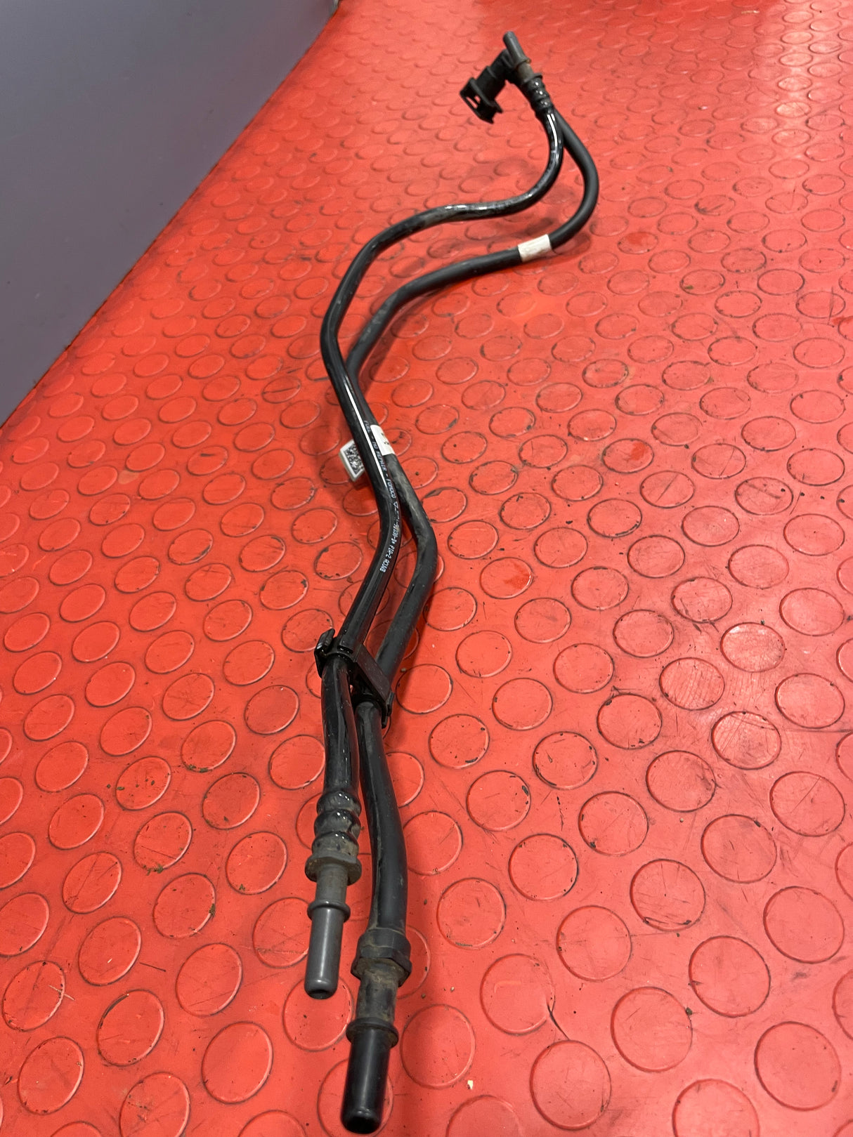 Ford Transit Custom 2.0 FUEL PUMP FEED LINE PIPES (no clip lock) P/N KK219J338BB / KK219J338A