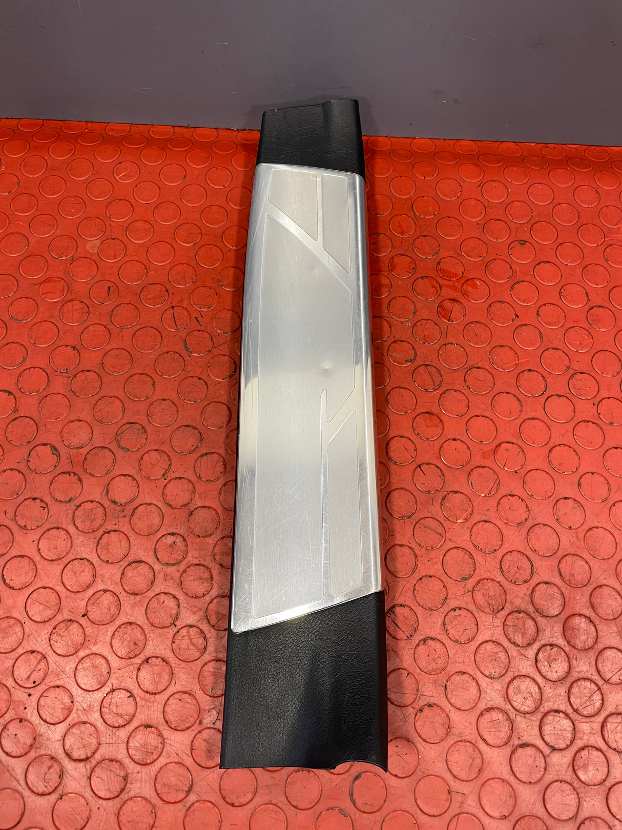 Toyota Hilux Invincible INNER CHROME THRESHOLD DOOR SILL TRIM Passenger's Side 2016-2023 P/N 67918KK010