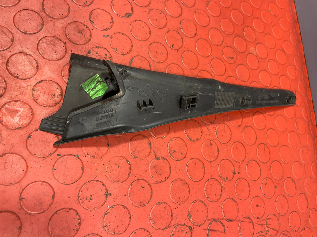 Vauxhall Vivaro/Citroen Dispatch/Peugeot Expert/Toyota Proace/Fiat Scudo WINDSCREEN WEATHER STRIP SCUTTLE Driver's Side P/N 9812855077