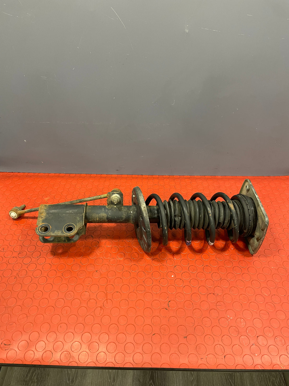 Citroen Dispatch/Vivaro Vauxhall/Peugeot Expert/Toyota Proace/Fiat Scudo COMPLETE FRONT SHOCK ABSORBER DRIVER'S SIDE O/S 1.6 2016 P/N 9821596680