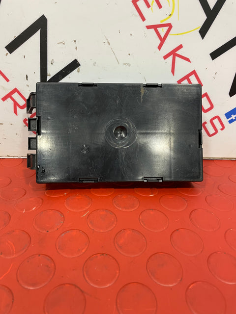 Renault Trafic 1 Vauxhall Vivaro Nissan Primastar (BCM) BODY CONTROL MODULE 2007-2014  P/N P8200530976