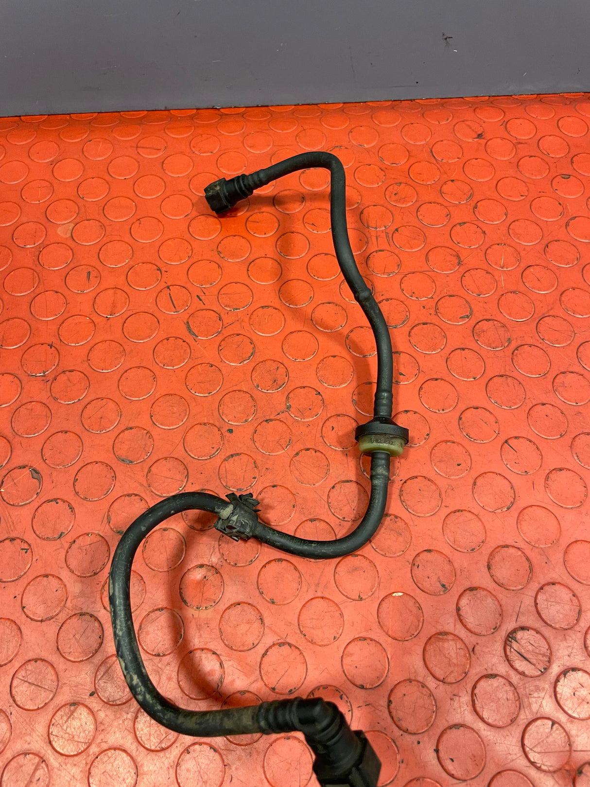 Citroen Berlingo/Peugeot Partner SERVO VACUUM VALVE HOSE P/N 9804182880