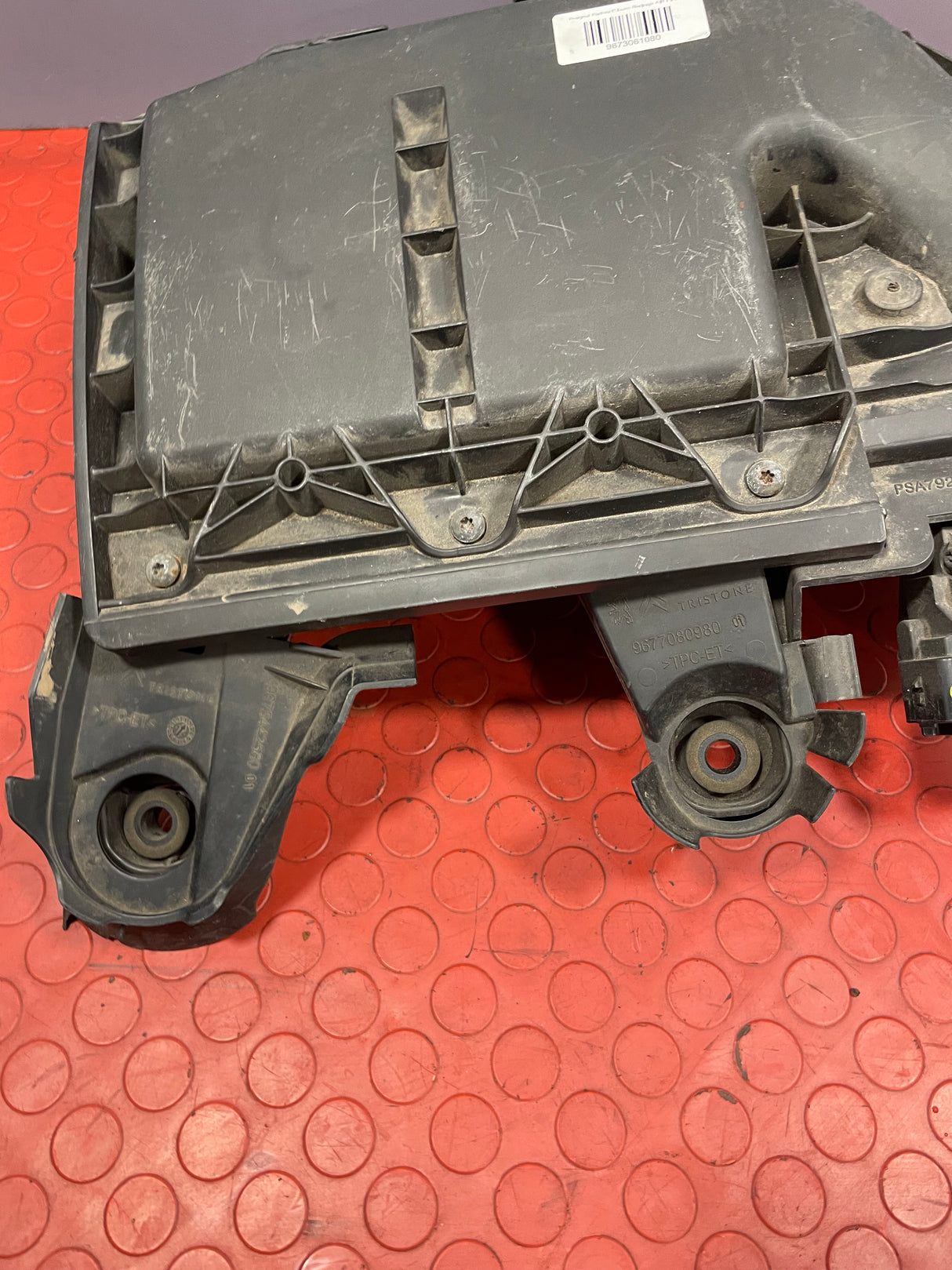 Citroen Berlingo/Peugeot Partner AIRBOX WITH AIR FLOW SENSOR & AIR FILTER (repaired hairline crack) 1.6hdi 2008-2016 P/N 9673061080-1